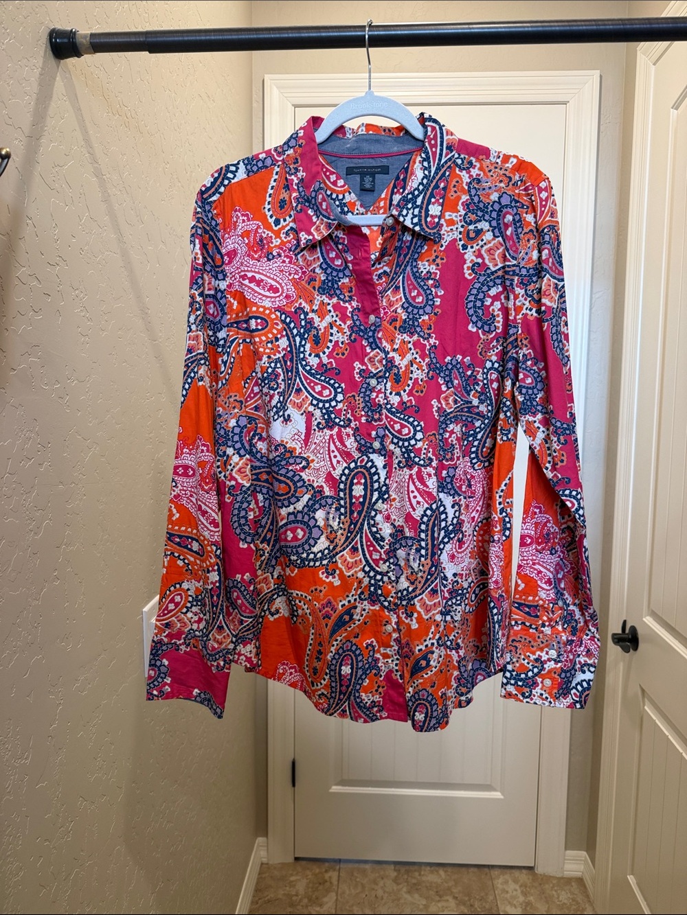 Bright Paisley Button-Down Women's Top - Pink & Orange
